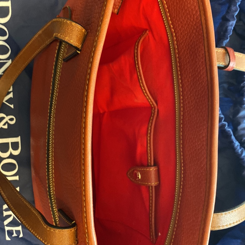 Dooney & Bourke Medium handbag - Picture 5 of 8